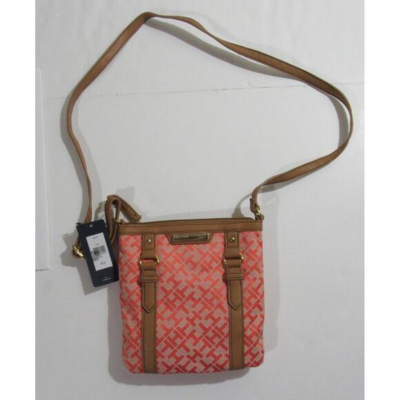 Tommy Hilfiger Crossbody Bag Xbody Handbag TH Logo Coral / Beige NWT NEW - Picture 1 of 5